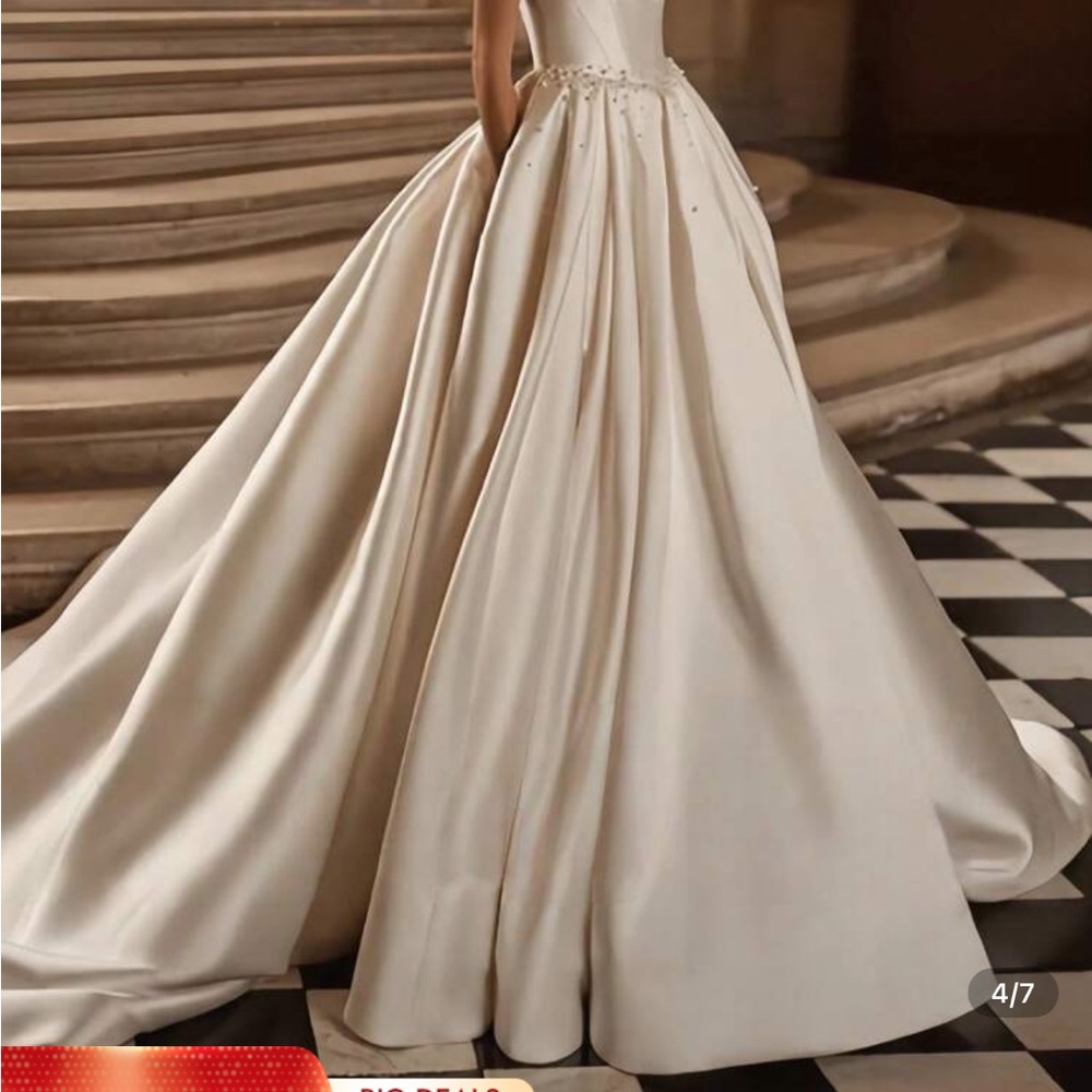 Elegant Cream ballgown, wedding dress, pageant, Debutante dress, Pearl accents